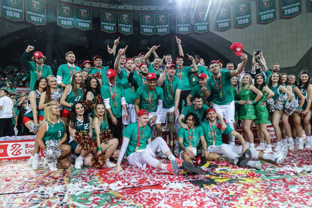 Koszykarze Śląska Wrocław sięgnęli po swoje 18 mistrzostwo kraju w historii. Wrocławianie w finale ograli Legię Warszawa.