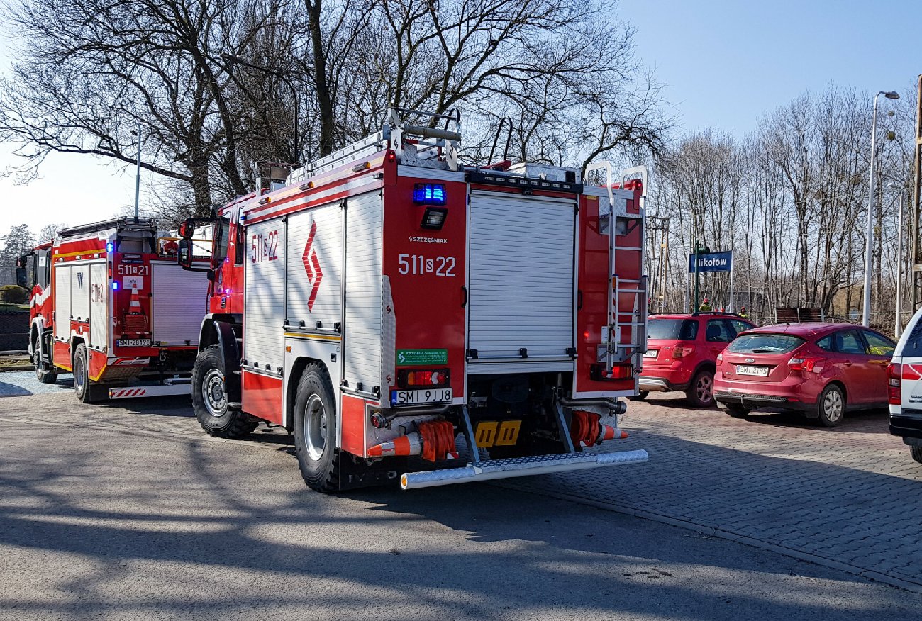 Kilkuset uczniów pilnie ewakuowanych ze szkoły w Przasnyszu. Doszło do rozpylenia gazu.
