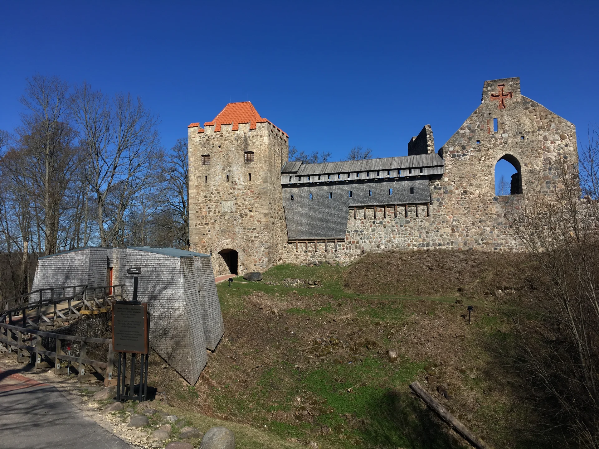 Ruiny, Sigulda.