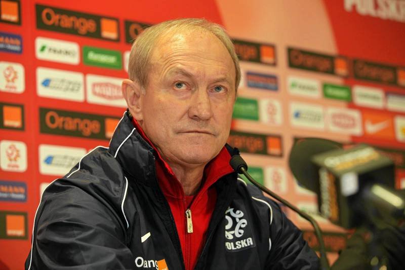 Selekcjoner Franciszek Smuda ogłosi dziś oficjalną kadrę na Euro 2012