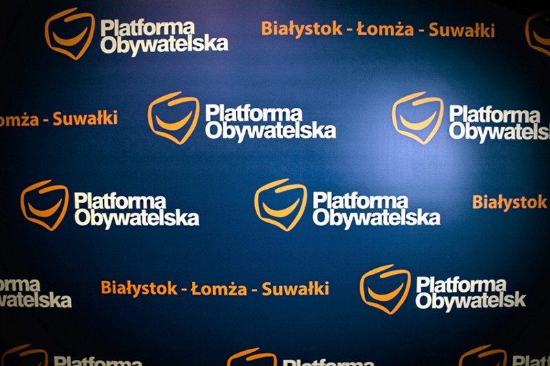 "Newsweek" opisuje, jak w wygląda "pompowanie kół" w Platformie Obywatelskiej.