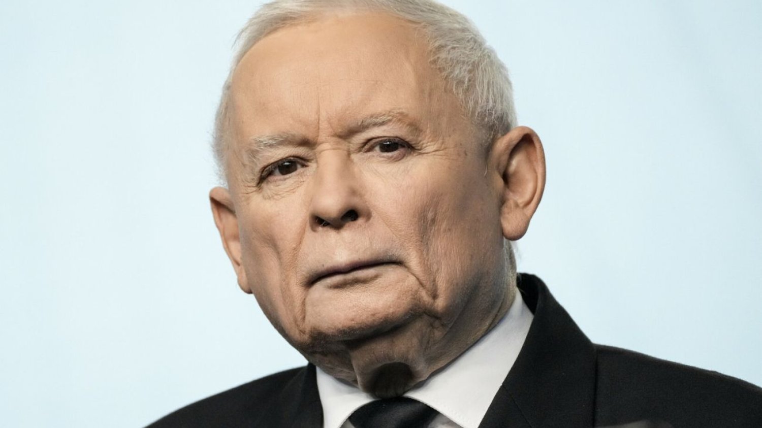 Jarosław Kaczyński pacjentem NN. "To bardzo dziwna, nietypowa sytuacja". Jarosław Kaczyński przyjęty do szpitala jako pacjent NN. "Sprawa nadzwyczajna".