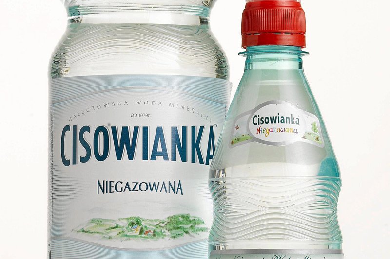 Środowiska lewicowe wzywają do bojkotu popularnej wody mineralnej Cisowianka.