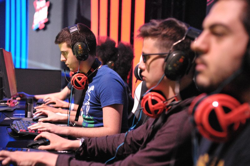 Mając ponad 2 lata stażu jako programista, można liczyć nawet na kilkunastotysięczną pensję