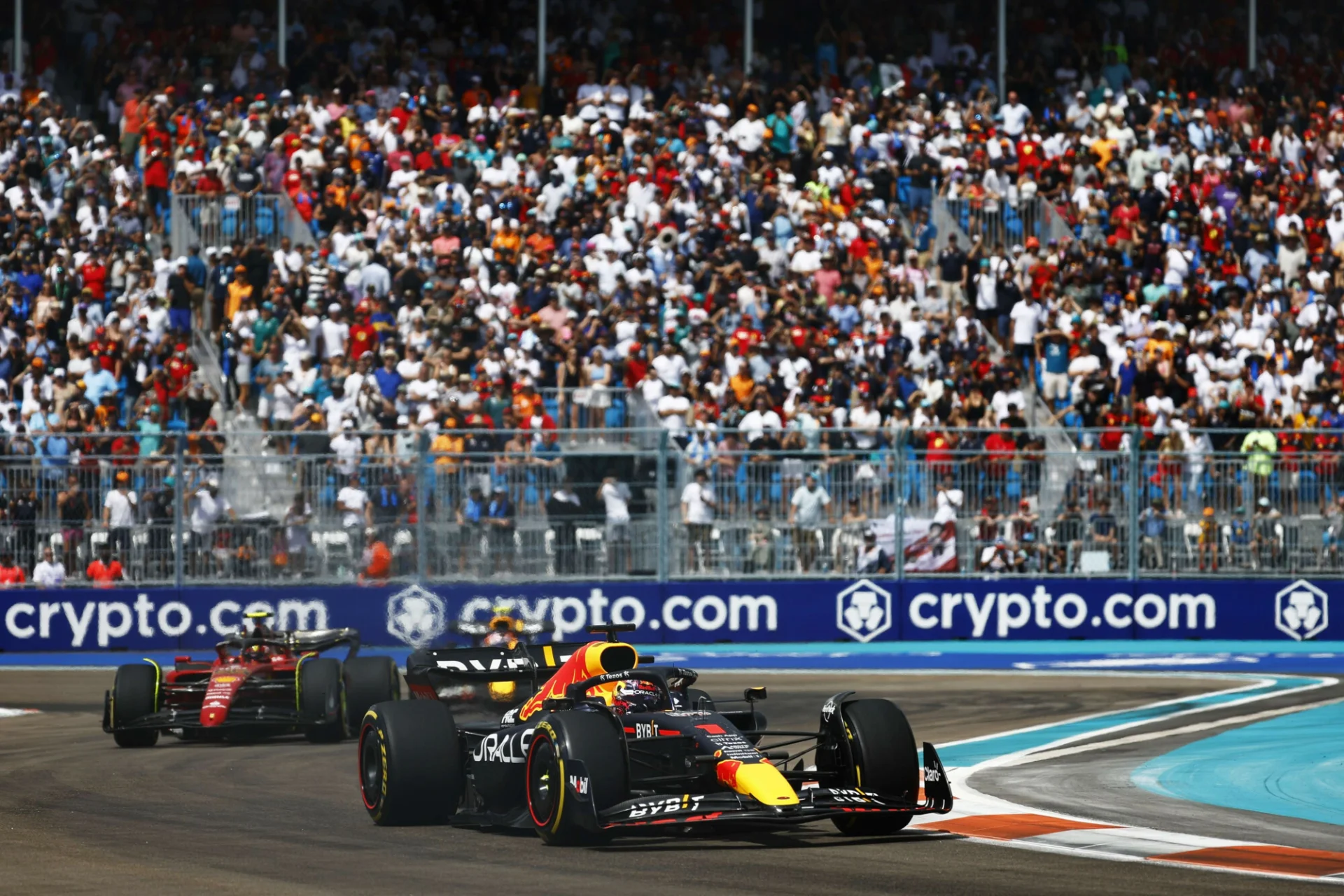 Max Verstappen wygrał Grand Prix USA F1. A Lewis Hamilton wrócił do czołówki