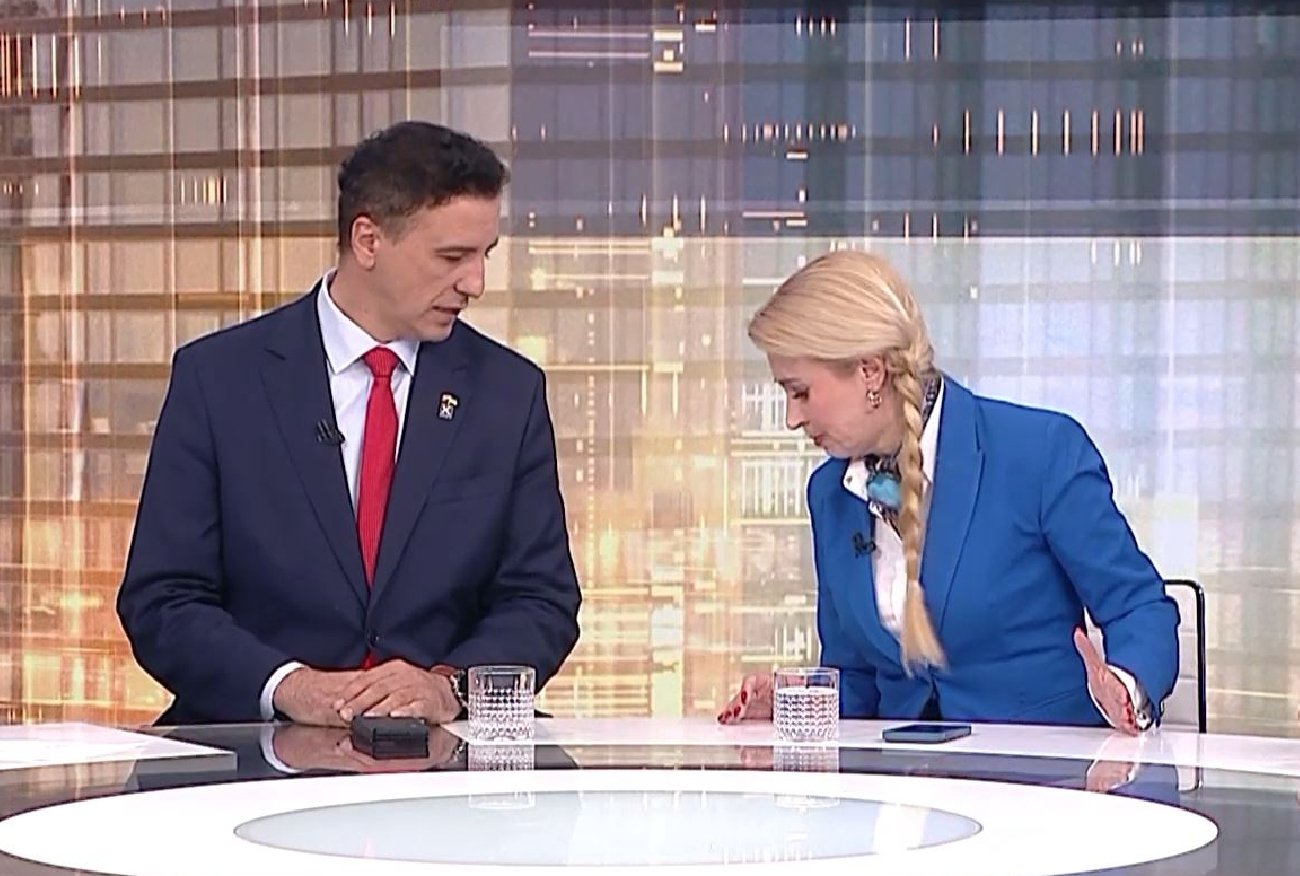 Dziwna sytuacja w TVP. Marta Wcisło z PO: Zaczął kopać mnie w programie
