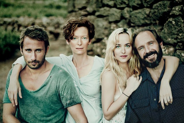 "Nienasyceni" to emocjonalna, pełna napięcia rozgrywka między czwórką bohaterów.