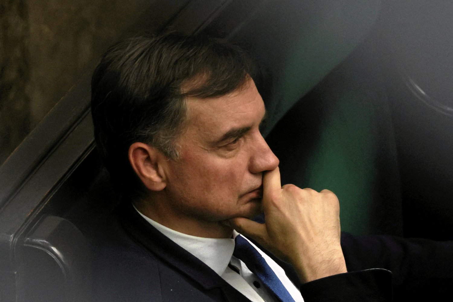 Зиобро не появится на церемонии приведения к присяге Навроцкого. Причина раскрыта