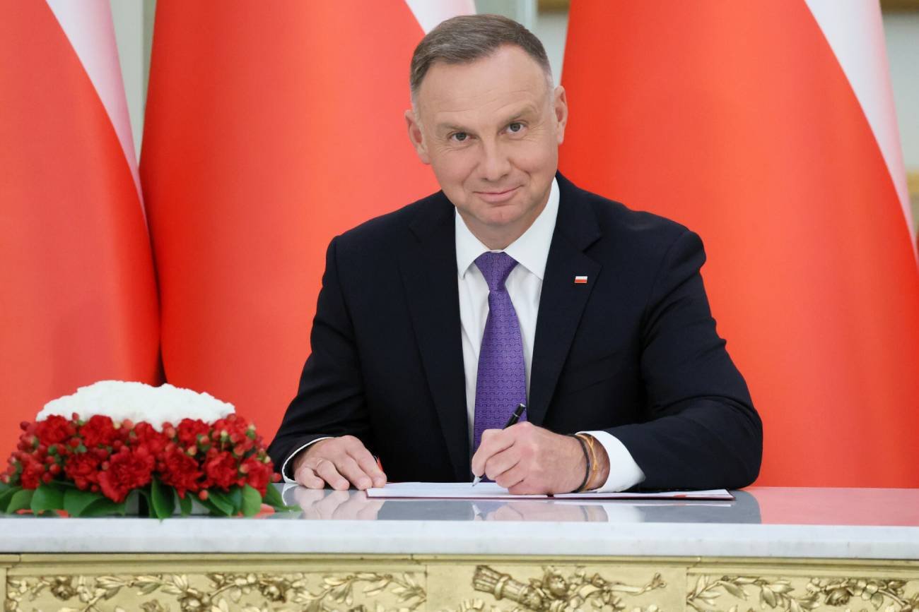 Weto Dudy ws. pigułki "dzień po". Komentarze prawicy wyłącznie pozytywne