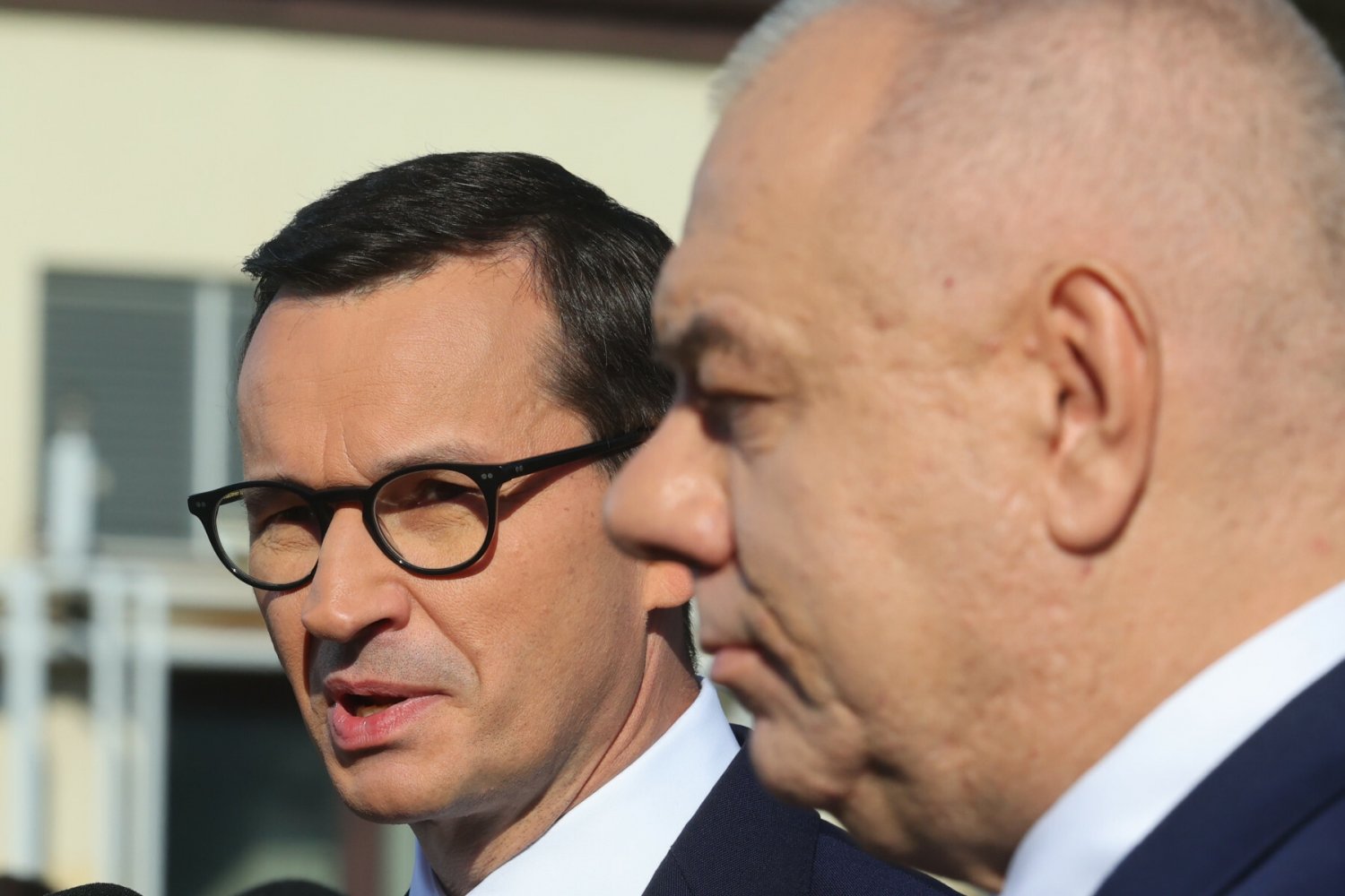 Sasin i Morawiecki mają poważne kłopoty. Jest zawiadomienie do prokuratury.