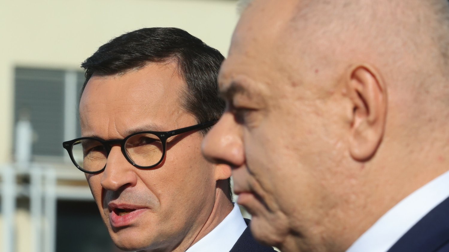 Sasin i Morawiecki mają poważne kłopoty. Jest zawiadomienie do prokuratury.