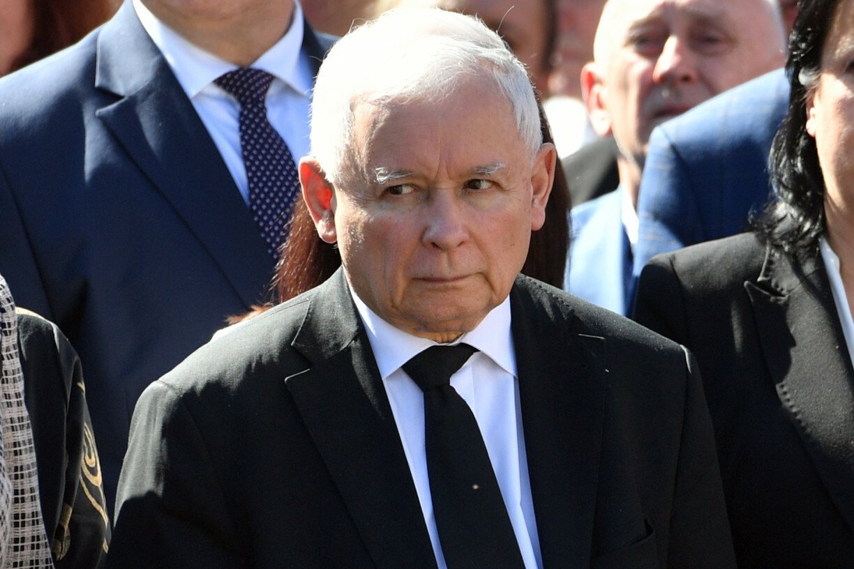 PiS traci w najnowszym sondażu dla WP.