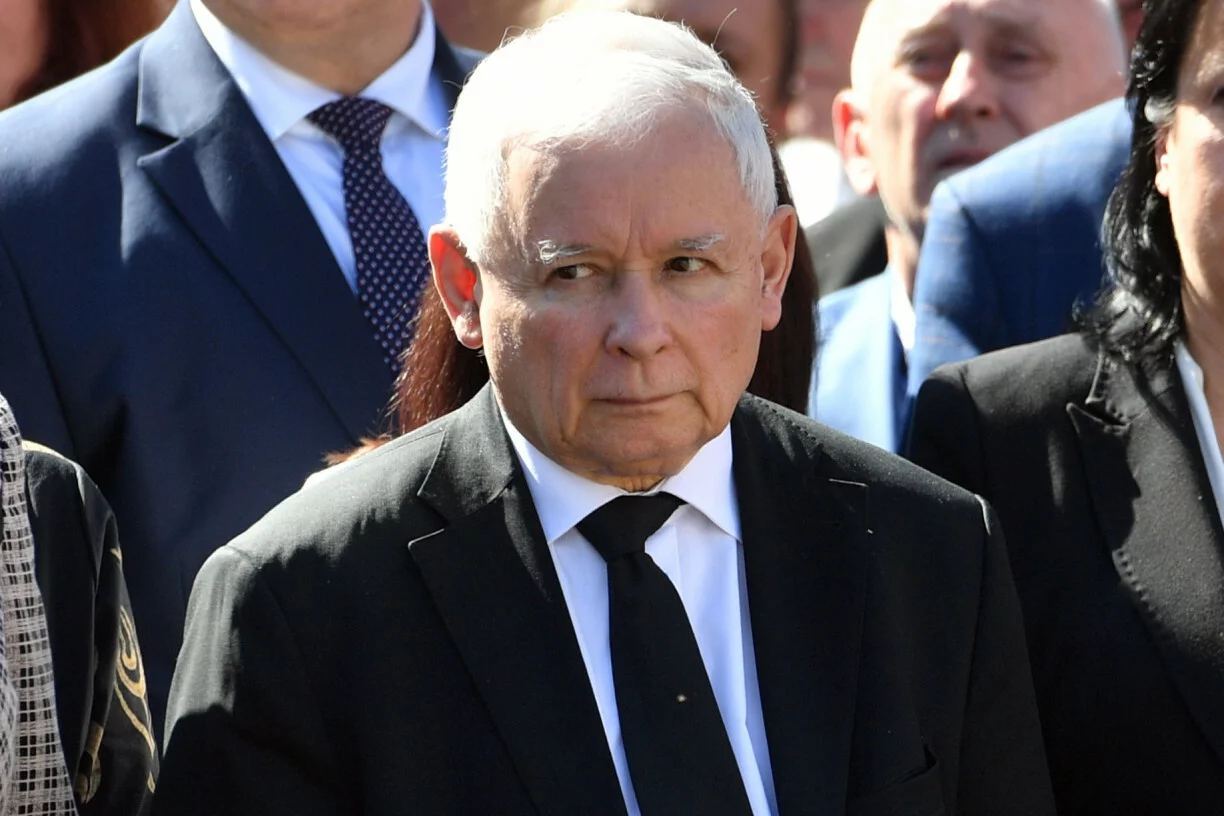 PiS traci w najnowszym sondażu dla WP.