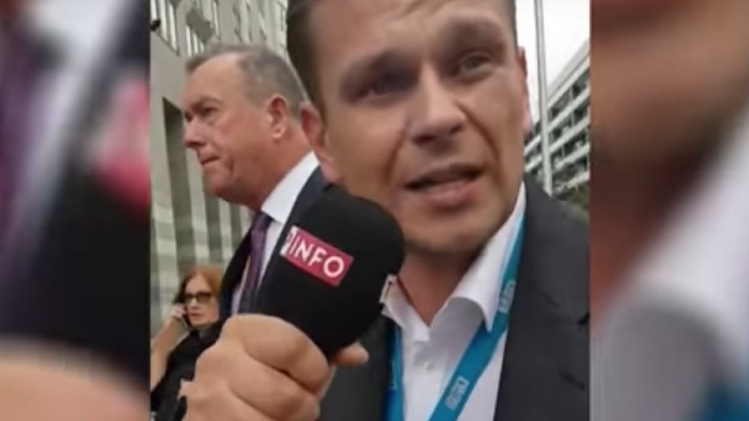 Łukasz Sitek miał w stanie nietrzeźwym grozić policjantom w pociągu na dworcu w Gdyni.