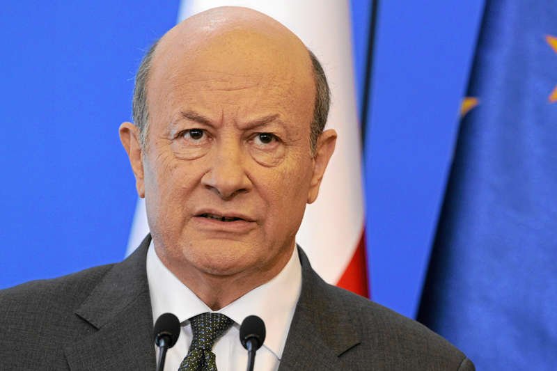 GUS obalił tezę Jacka Rostowskiego, jakoby umorzenie obligacji OFE miało zmniejszyć deficyt budżetowy