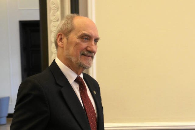 Antoni Macierewicz odtajni dokumenty służb specjalnych IPN