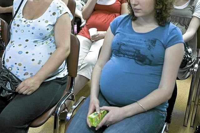 ZUS może skontrolować także kobiety w ciąży.