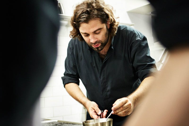 Konstantin Filippou w kuchni stawia na oryginalne połączenia - jego restauracja serwuje kuchnię wiedeńską ze śródziemnomorskim sznytem