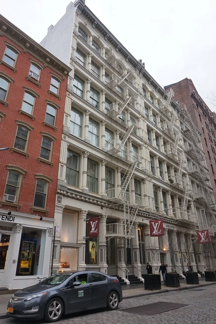 Luksusowe sklepy w SoHo.
