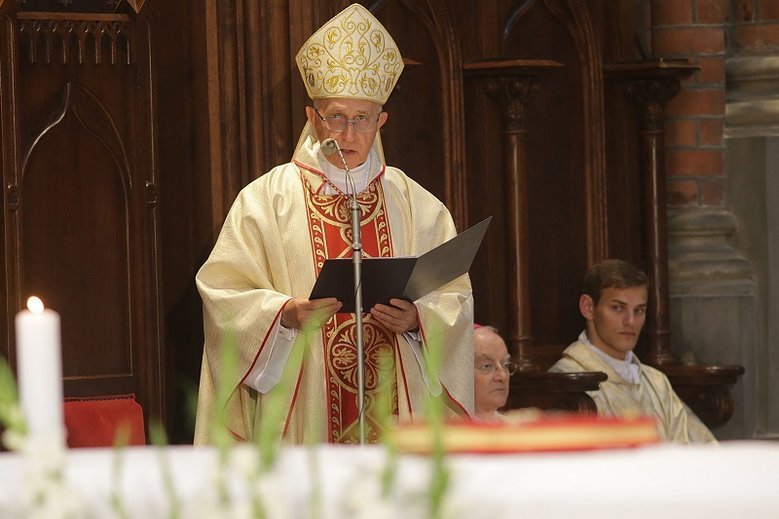 Marsz Równości w Białymstoku. Archidiecezja Białostocka nie skrytykowała wprost aktów agresji wobec uczestników. Na zdjęciu arcybiskup Tadeusz Wojda.