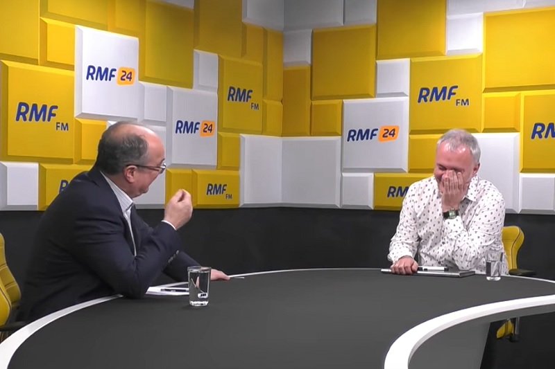 Włodzimierz Czarzasty wyjaśniał w RMF FM, że w polityce trzeba mieć poglądy. I użył niecenzuralnego słowa.