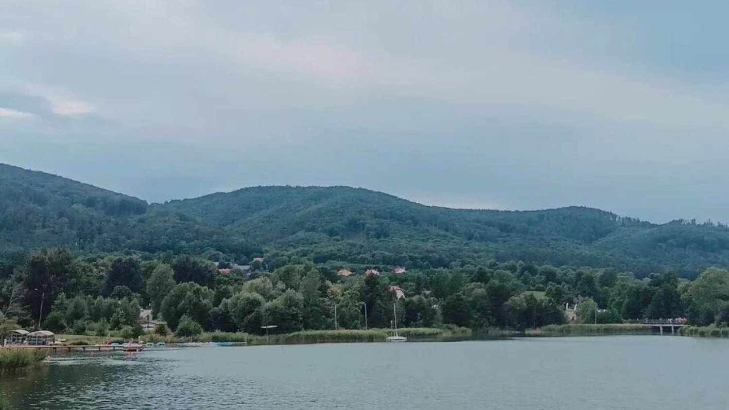 Jakie atrakcje czekają turystów nad "polskim Como"?