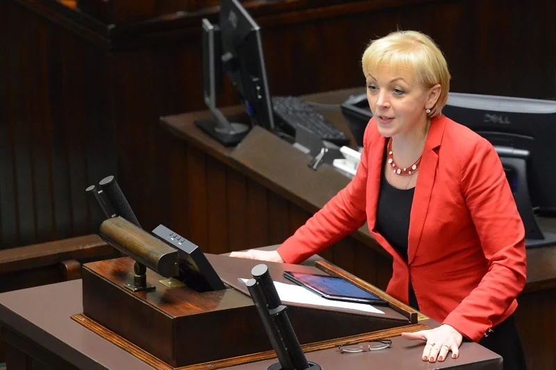 Anna Kwiecień z PiS wyjaśnia, o co chodziło jej w poście ws. nowotworów.