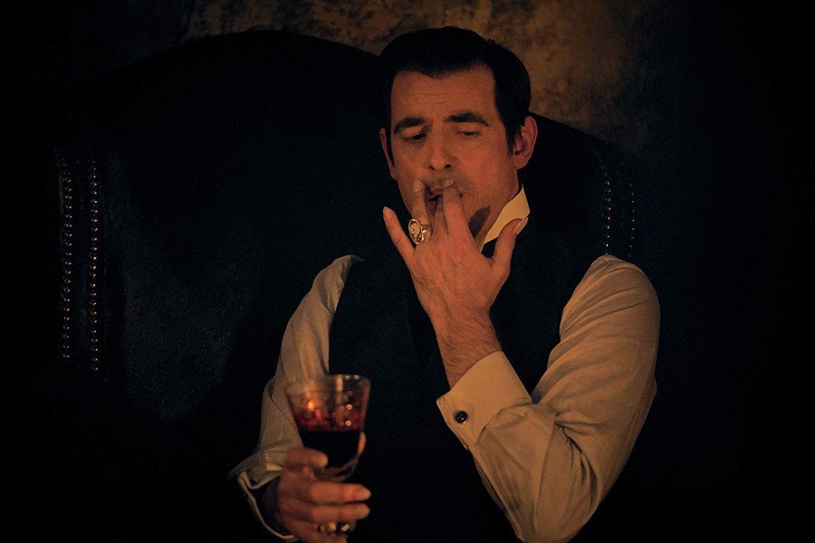 Claes Bang jest najjaśniejszym punktem serialu "Drakula"