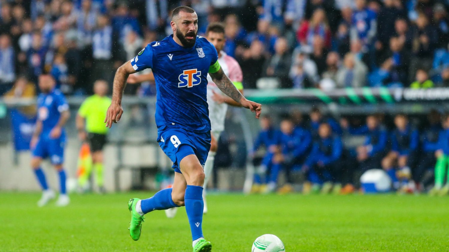 Mikael Ishak powinien być jedną z kluczowych postaci podczas czwartkowego meczu Lecha Poznań z Villarreal CF.
