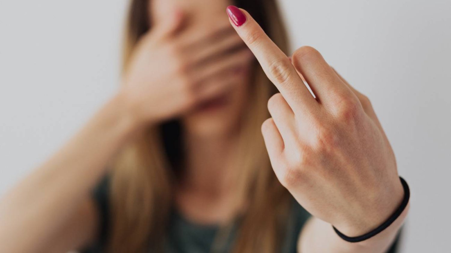 Jesteś przeciwko aborcji? Nie będę z tobą randkować. Mężczyźni obrażeni