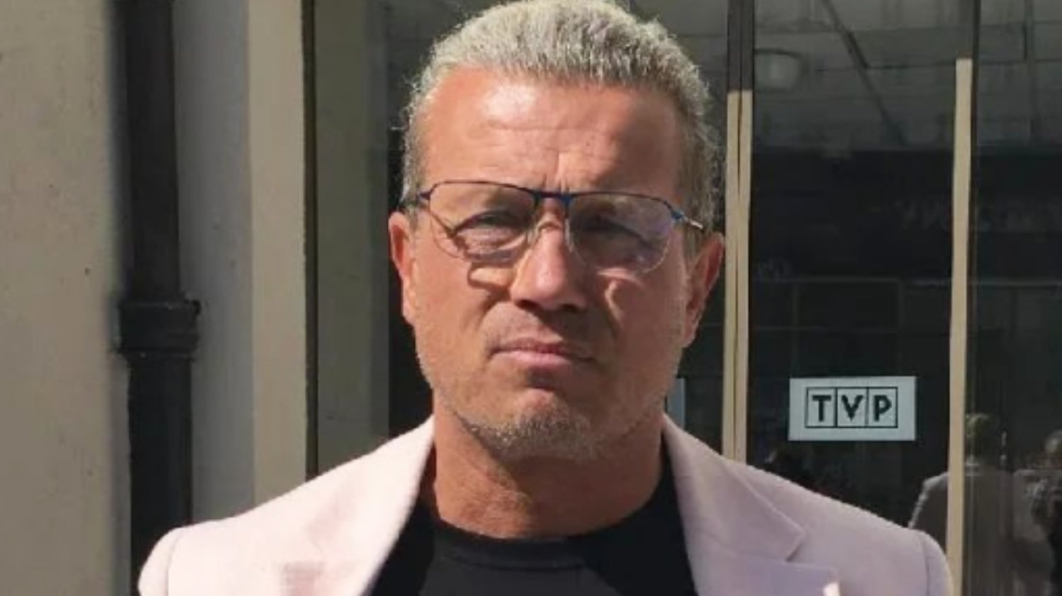 Jarosław Jakimowicz uderza w gwiazdy krytykujące Opole. "Parszywy terror"