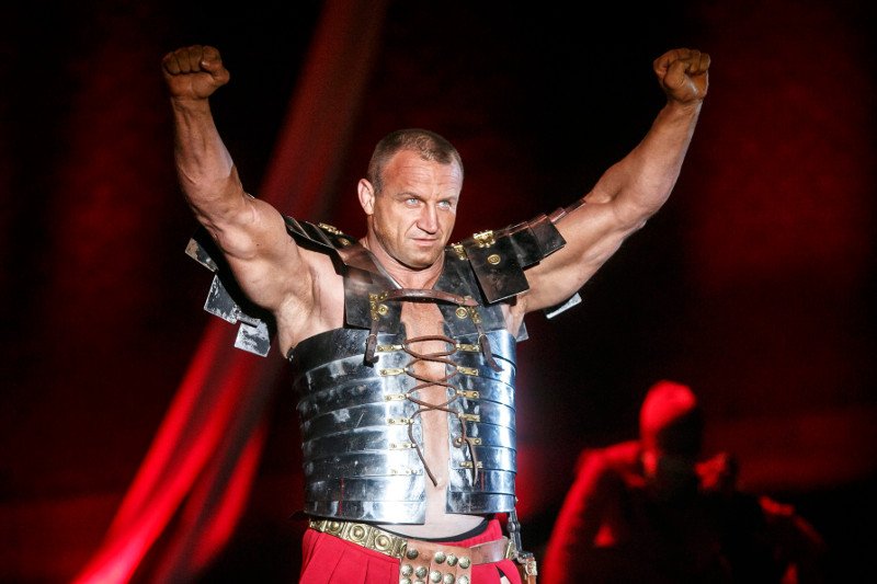 Pięciokrotny mistrz świata w podnoszeniu ciężarów Mariusz Pudzianowski oficjalnie poparł w kampanii prezydenckiej Pawła Kukiza.