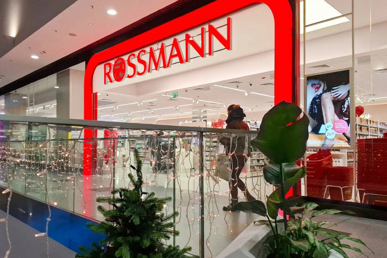 Rossmann – promocja na perfumy CAROLINA HERRERA. Aż 100 zł taniej