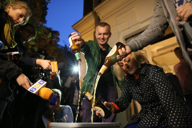 Tochman wylał piwo, ale to nie on popełnił przestępstwo