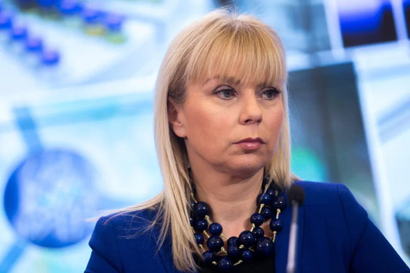 Surowa, stanowcza, protekcjonalna - tak oceniono Elżbietę Bieńkowską.