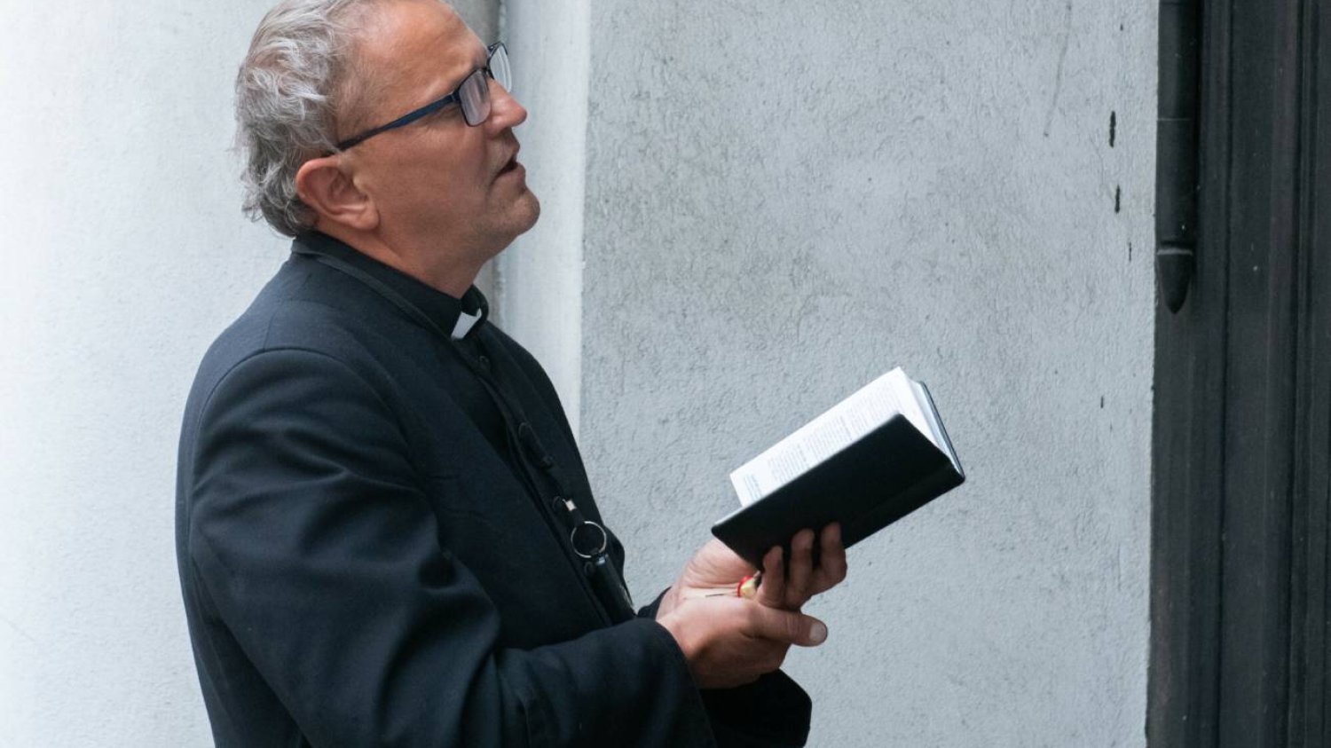 Ksiądz z Poznania skazany za antysemityzm. 30 godzin prac społecznych