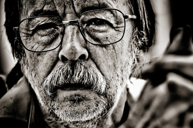 Ekspansja kobiet nie ma końca - zaczęły od trawnika prof. Mikołejki, a teraz odebrały mu wolność, bo zagłosowały na PiS.