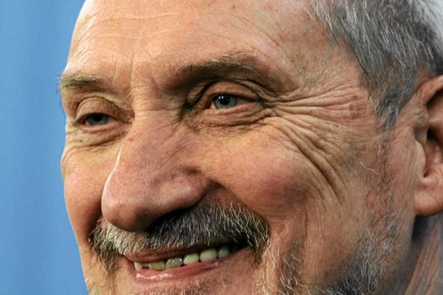 Teorie spiskowe na temat karambolu pod Toruniem muszą bawić samego Antoniego Macierewicza...