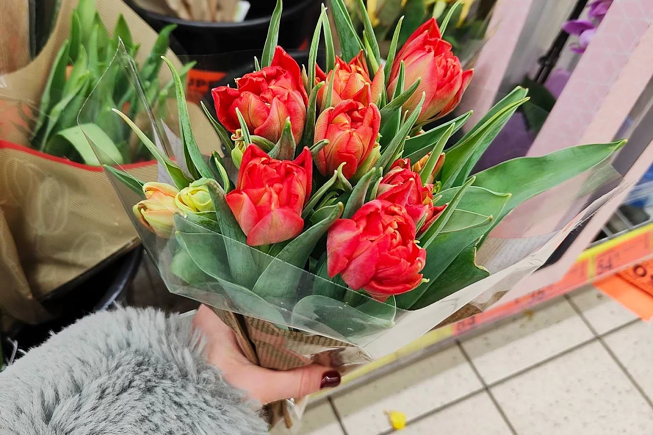 Prezent na Dzień Kobiet - liczy się gest czy starania?