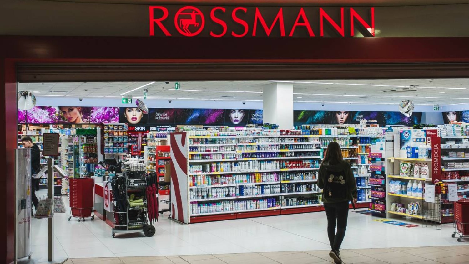 Najlepszy tusz do rzęs na promocji w Rossmannie. To MAYBELLINE. Najlepszy tusz do rzęs na promocji w Rossmannie. To MAYBELLINE.