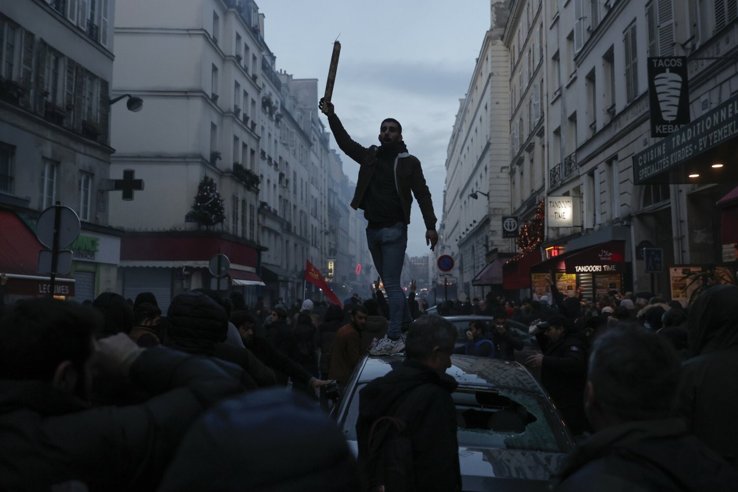 Zamieszki po ataku na Kurdów w Paryżu