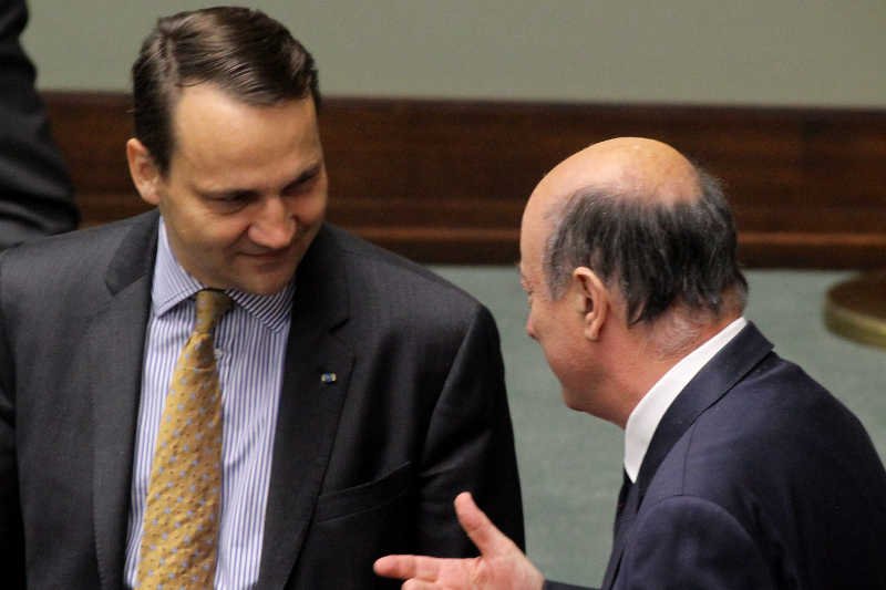 Radosław Sikorski chce, żeby autorów taśm PO ścigać jako gang.