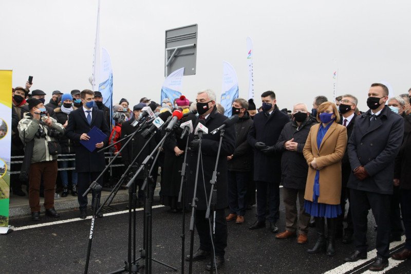 Na otwarciu mostu pojawili się nie tylko politycy, ale także mieszkańcy.