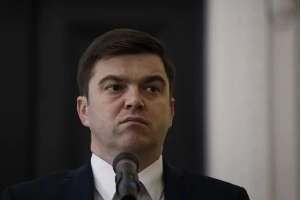 Resort zdrowia domaga się informacji dot. eksperymentów medycznych w dziedzinie neurochirurchii na olsztyńskiej uczelni, które nadzorował polityk Porozumienia prof. Wojciech Maksymowicz.