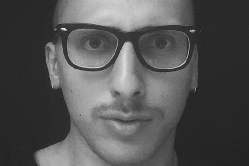 Patryk Chilewicz zaatakowany przez taksówkarzy dużej korporacji.