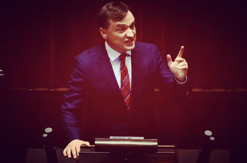 Minister – prokurator Zbigniew Ziobro podczas sejmowej debaty o wotum nieufności wobec niego).