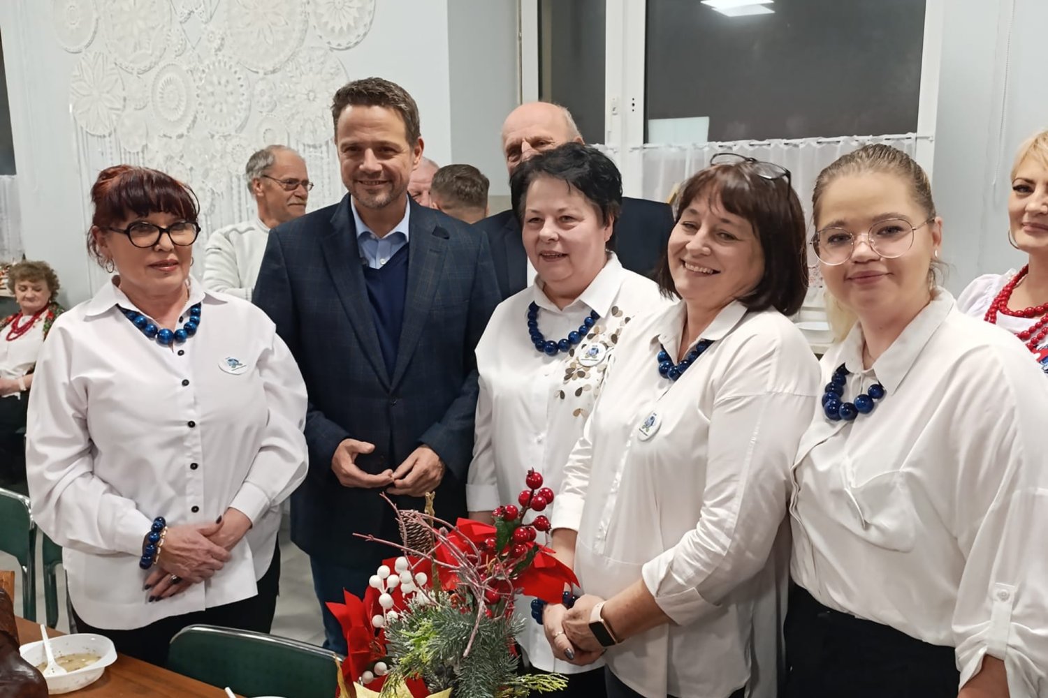 Rafał Trzaskowski tańczył z Kołem Gospodyń Wiejskich.