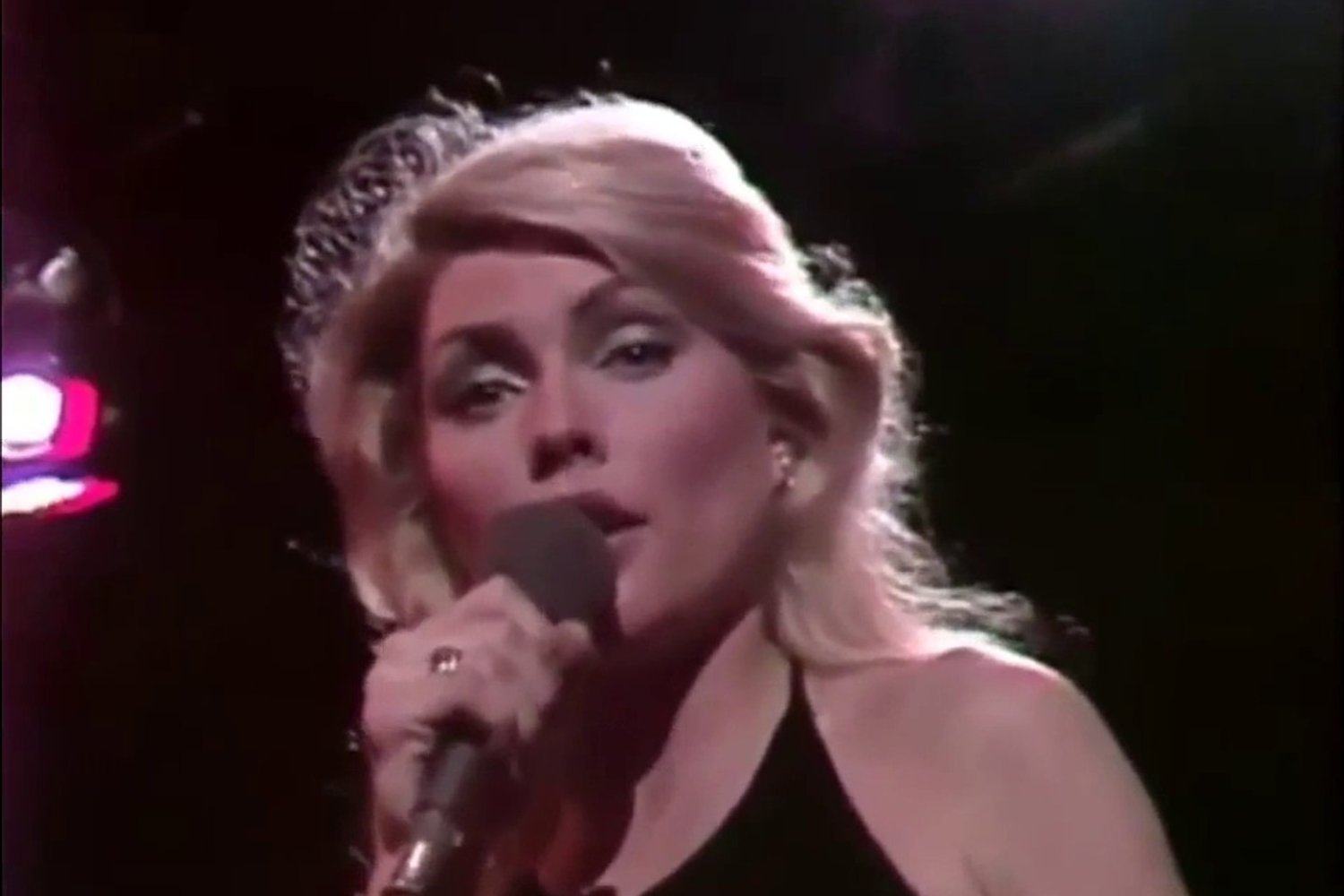 Blondie – One Way Or Another