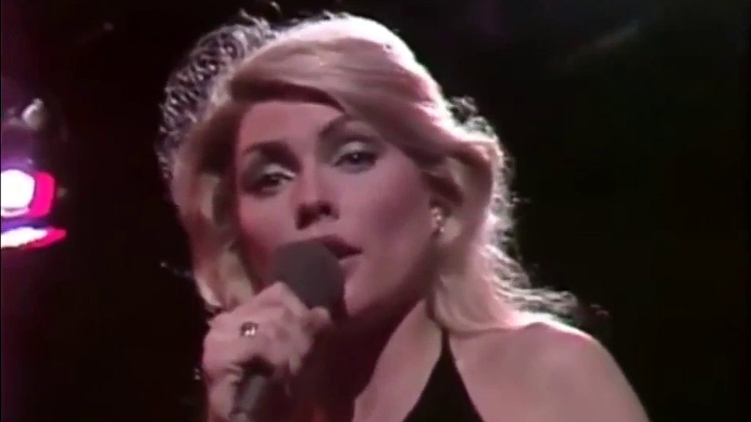 Blondie – One Way Or Another