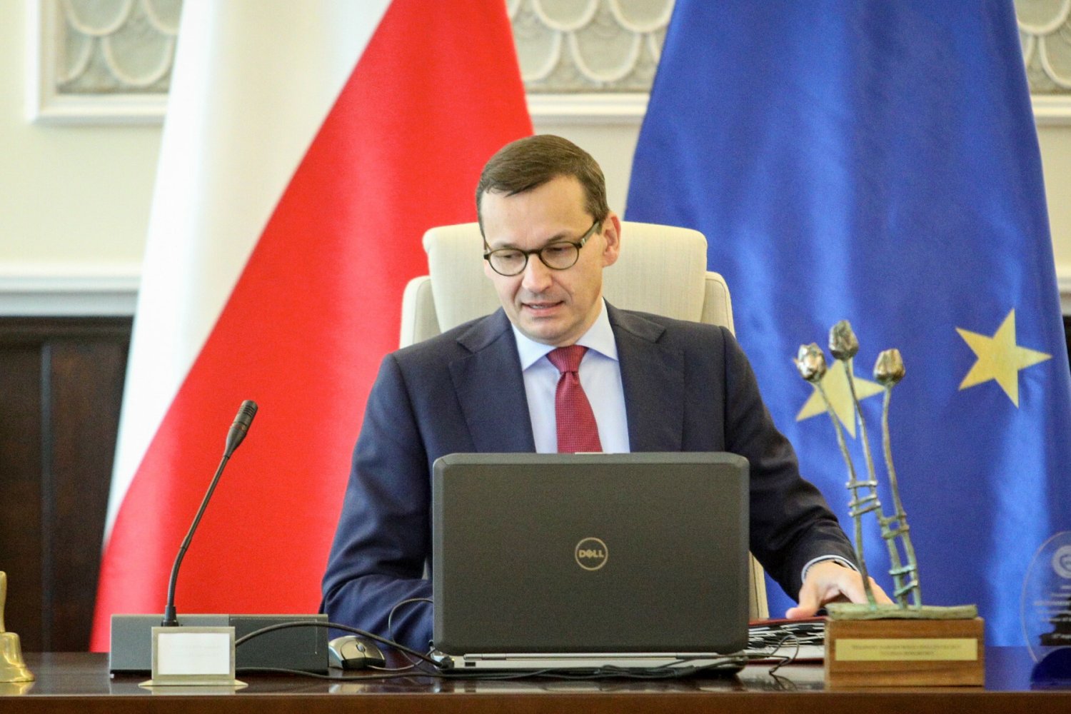 Wyciekły kolejne domniemane wiadomości Mateusza Morawieckiego.